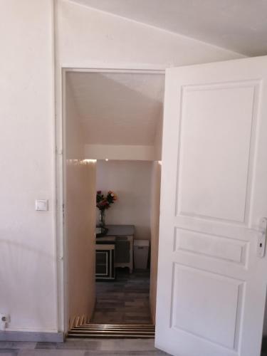 Photo de la galerie de l'établissement LA MHIRABELLE 2, à Saint-Paul-de-Vence