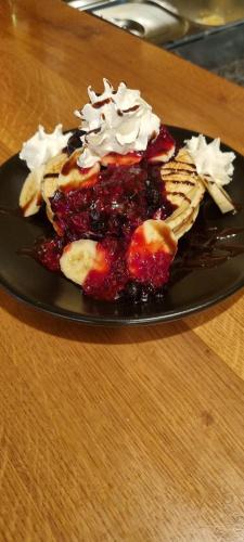 Φαγητό σε αυτό το διαμέρισμα ή κάπου εκεί κοντά