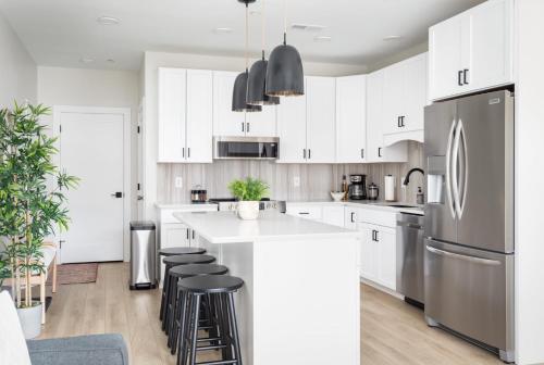 Slabtown 206 Luxury Condo – Photos 3