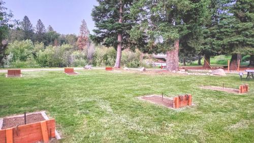 Southfork Lodge - Riverside Inn – Photos 4