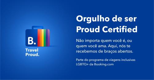 a label for a product with the words product certified at Tabas - Edifício União Continental in Sao Paulo