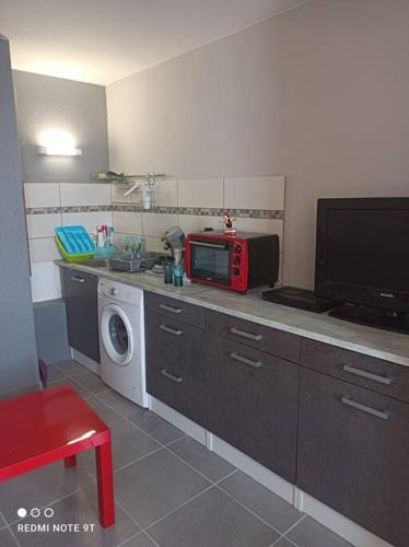 Dapur atau dapur kecil di Superbe appartement avec magnifique vue.