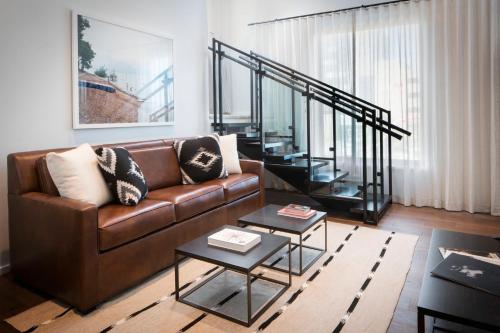 Halcyon - A Hotel in Cherry Creek Image