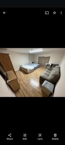 Gallery image of oldham town centre double room 5 in Oldham