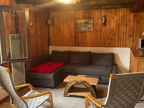 Photo de la galerie de l'établissement Chalet cosy 2 étoiles aux Saisies, 3 pièces, animaux bienvenus, parking à proximité - FR-1-594-310, à Hauteluce