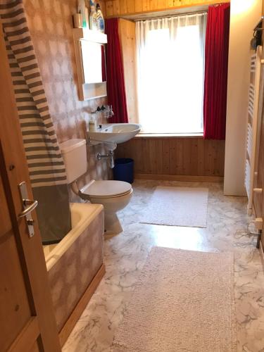 A bathroom at Apartment Verena