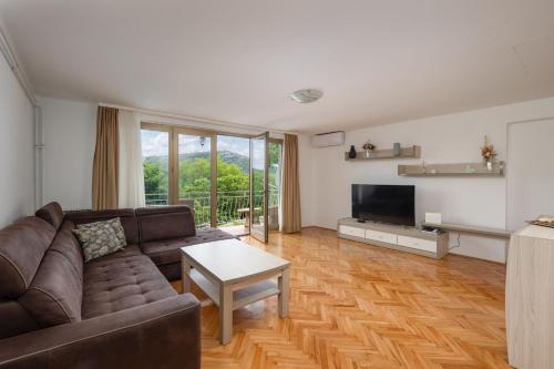 Pool House Mazor - Happy Rentals – Photos 2