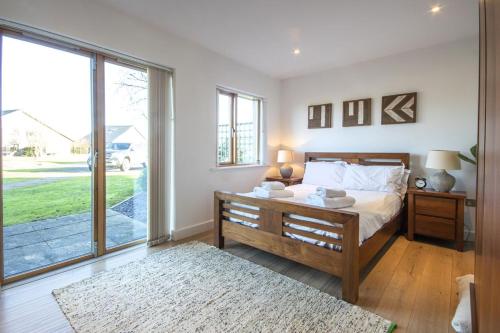 Katil atau katil-katil dalam bilik di Waters Edge 15, Kingsholm P