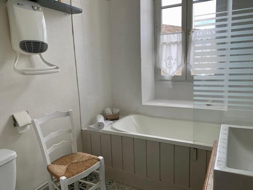 Koupelna v ubytování La Maison du Bourg proche St Emilion