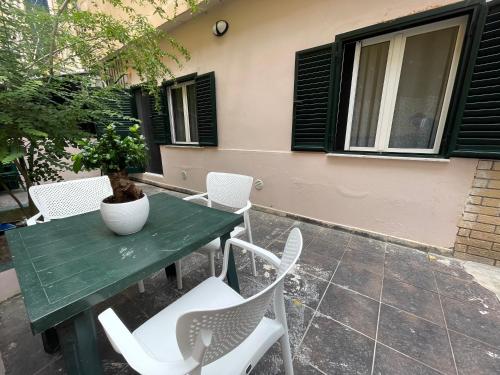 Foto dalla galleria di REA Beach House a Durrës