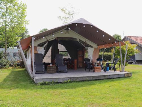 Safari tent in the middle of the Fryske Walden
