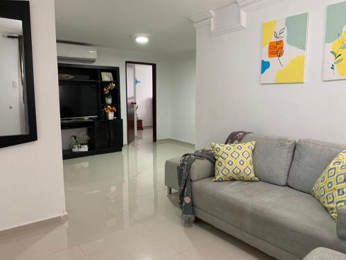 Posezení v ubytování Habitación en apartamento compartido al frente del cc Unico