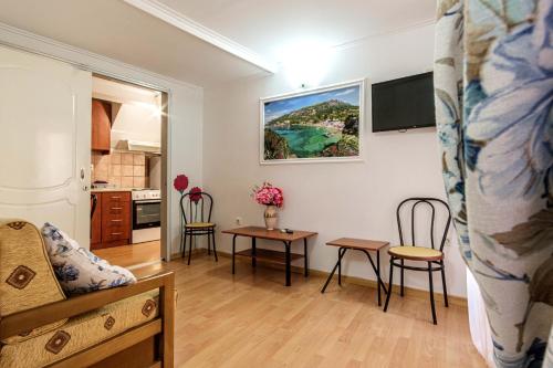 Live in the Heart of Corfu Old Town