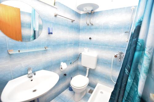 Apartments and Rooms Jakov