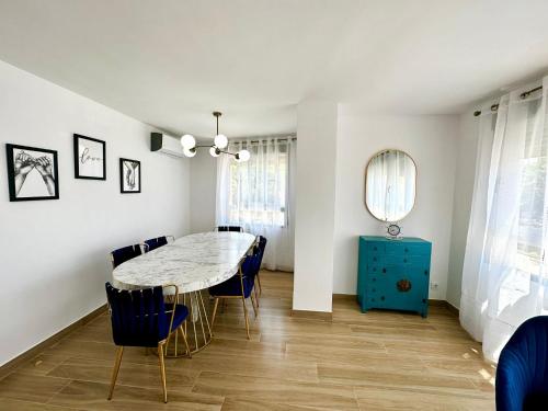 Apartamento CENTRICO REFORMADO 2023
