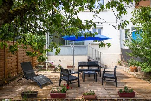 Zahrada ubytování Le coquet chez Maguy Maison de ville avec jardin