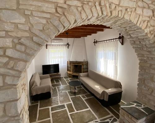 Φωτογραφία από το άλμπουμ του Villa Ambelas - Traditional House στον Αμπελά