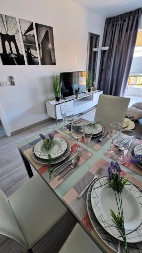 Torres Del Sol Luxury Las Americas