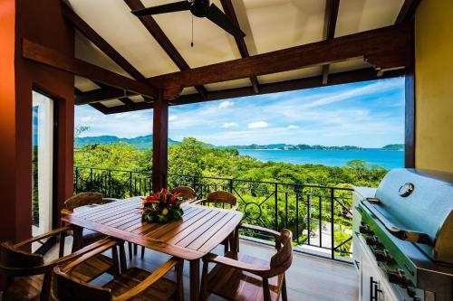VC-6 Sunset Dreams Villa – Photos 3