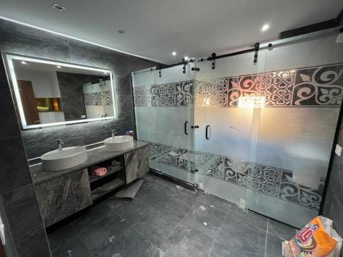 Ένα μπάνιο στο villa 36 mountain view sokhna 1 Families only 36ماونتن فيو السخنه فيلا فاخره للعائلات فقط