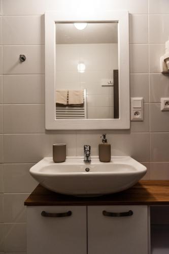 Bilik mandi di Apartmány Bešeň