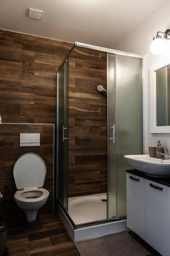 Bilik mandi di Apartmány Bešeň