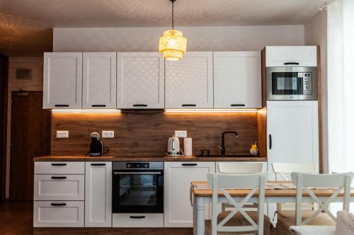 Dapur atau dapur kecil di Apartmány Bešeň