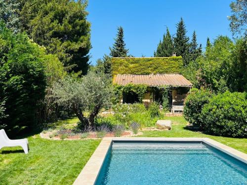 Maison Paradou, 5 pièces, 6 personnes - FR-1-599-80