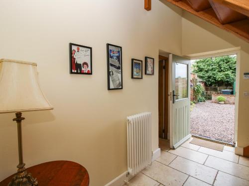 Old Coach House – Photos 4