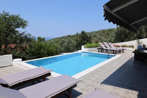 VILLA LIA-SKIATHOS-PRIVATE POOL-