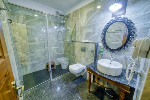 HOTEL WINDSOR CASTLE – Photos 5