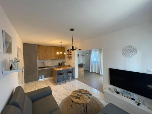 Sunny & Stunning holiday Home