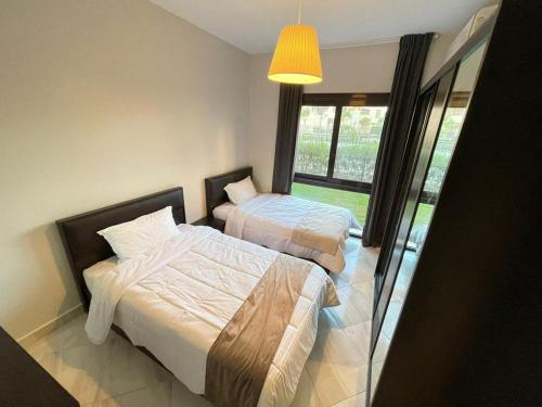 Gallery image of chalet 2 bedroom with garden on lagoon in blanca 200g3 in El Alamein