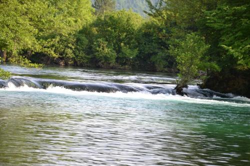 Landskap semula jadi dekat dengan vila ini