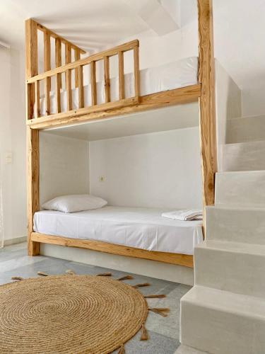 Postel nebo postele na pokoji v ubytování Fikas Hotel
