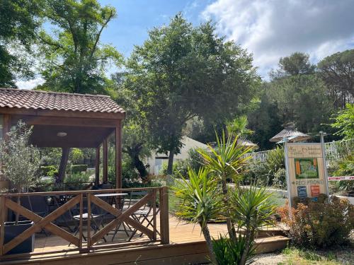 Fotografie z fotogalerie ubytování Camping Le Mas de Reilhe v destinaci Crespian