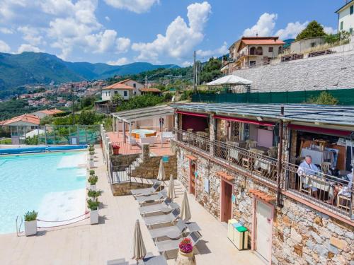 Gallery image of Residence Villa il Casale - appartamenti wellness e piscina riscaldata in Tovo San Giacomo