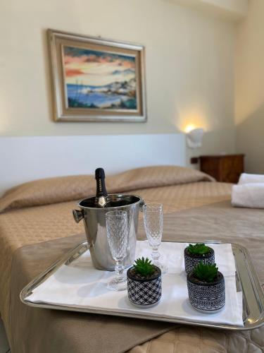 Postel nebo postele na pokoji v ubytování Scala dei Turchi Palace Suites