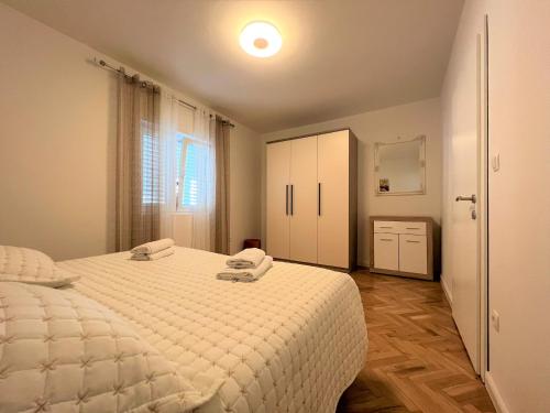 Apartment Makarska
