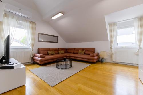 Flexible SelfCheckIns 49 - Zagreb - Parking - New - Luxury