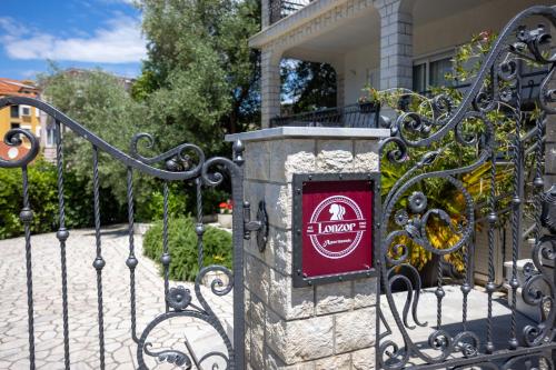 Apartments Lonzor