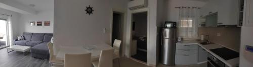 Gallery image of Apartments Poseidon in Sreser