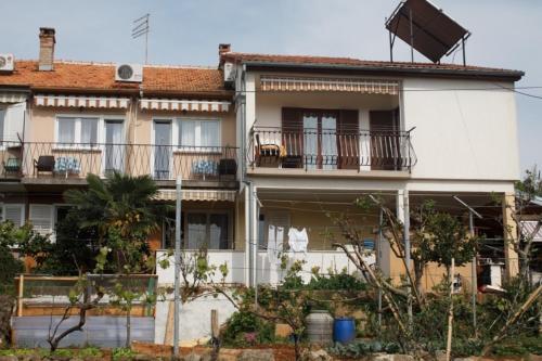Lino Apartments