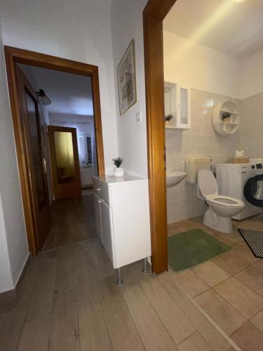 Fotografie z fotogalerie ubytování Apartment Dolores with private outdoor Area v destinaci Kaštelir