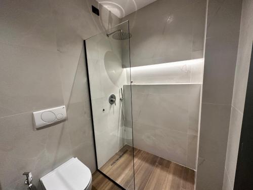 Gallery image of Frojd Kune Resort & Beach Hotel in Shëngjin