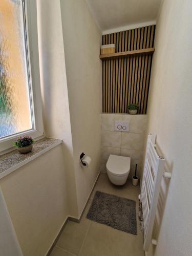Bilik mandi di City Center Apartment - Self check-in