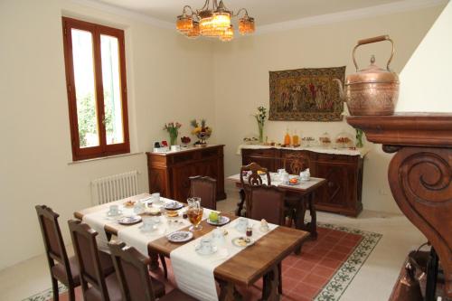 Jídlo v bed and breakfast nebo okolí