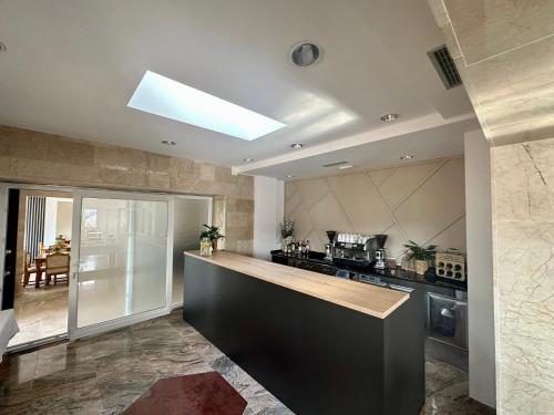 Kuchyň nebo kuchyňský kout v ubytování Hotel Buenavista Beach House Trogir