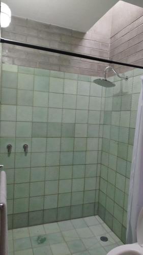 Ένα μπάνιο στο Hab Sencilla en casa Pera