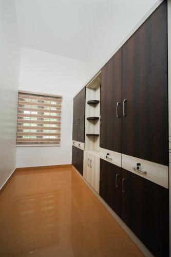 Gallery image of Parudeesa - Heavenly- Luxurious Palace look-Near CBD - Kerala - India with Breakfast in Kāladi